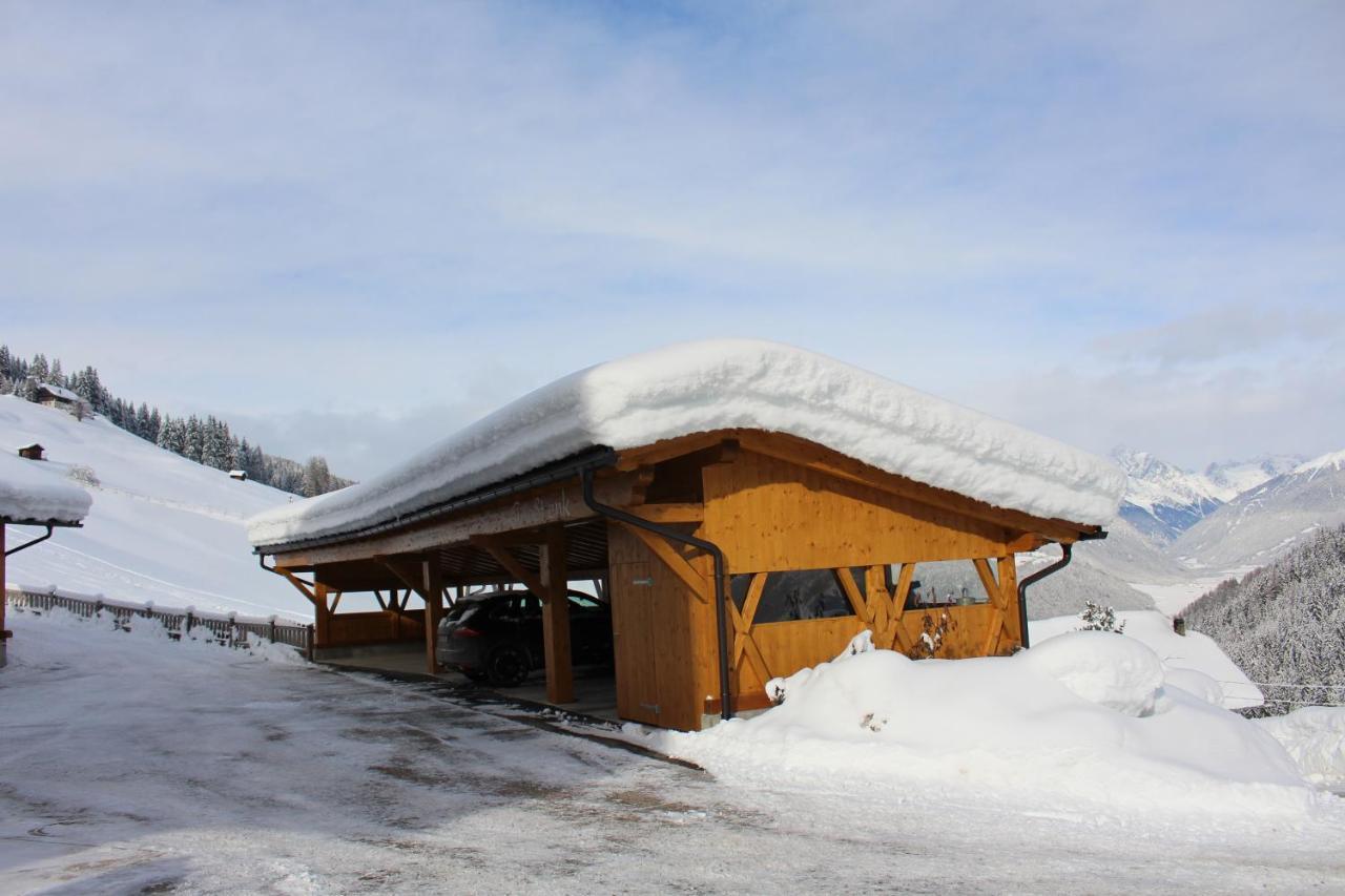 Almresidenz Unterrain -1 Km By Car Distance Slopes Kronplatz Farm stay *