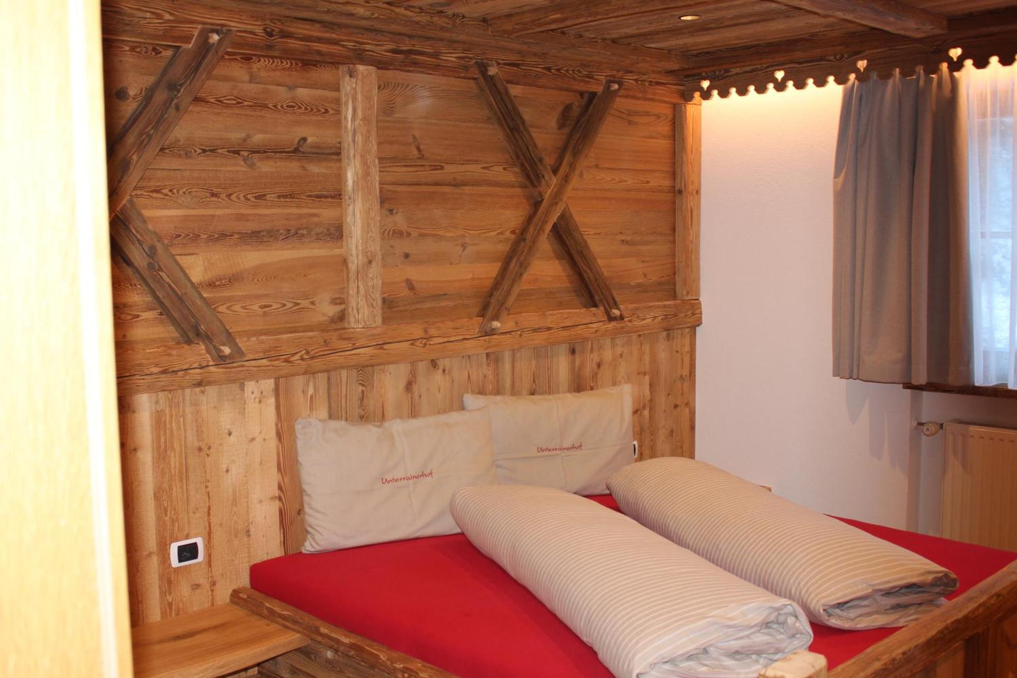 Almresidenz Unterrain -1 Km By Car Distance Slopes Kronplatz Farm stay