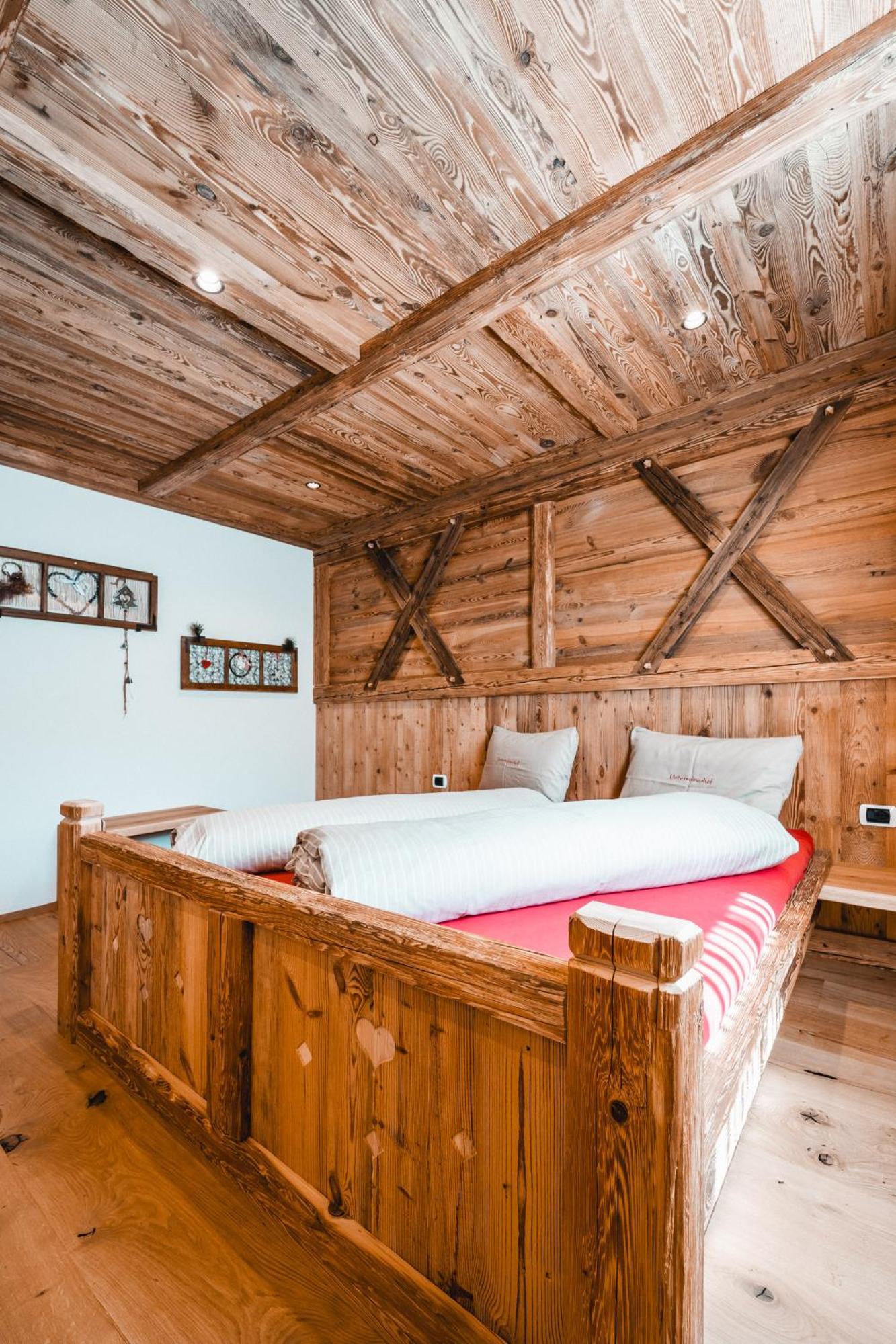 Almresidenz Unterrain -1 Km By Car Distance Slopes Kronplatz Farm stay *