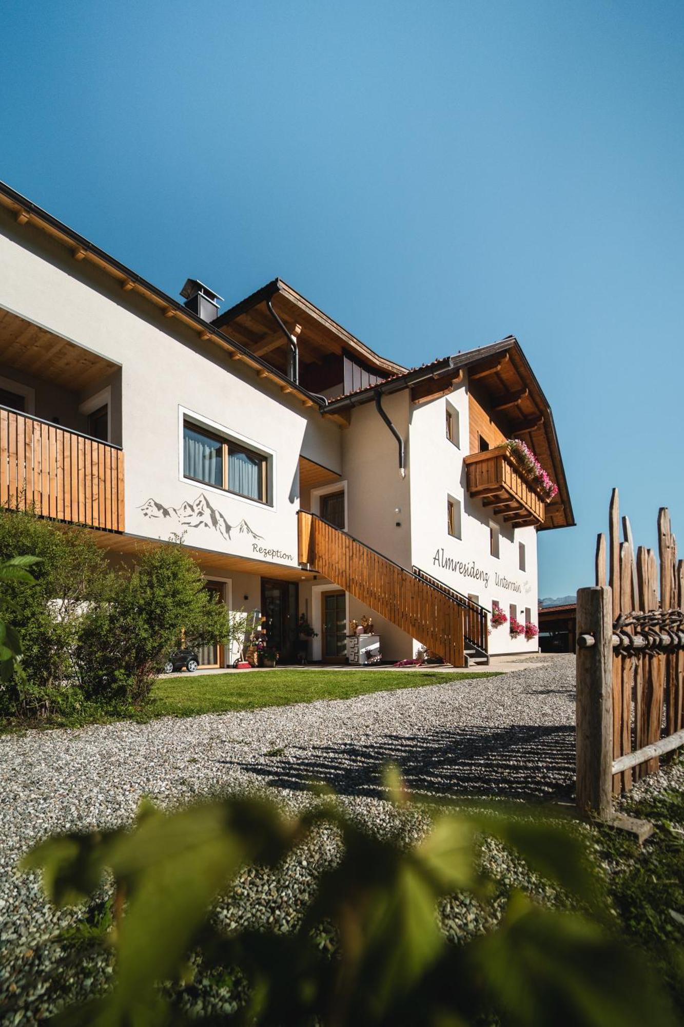 Almresidenz Unterrain -1 Km By Car Distance Slopes Kronplatz * Olang