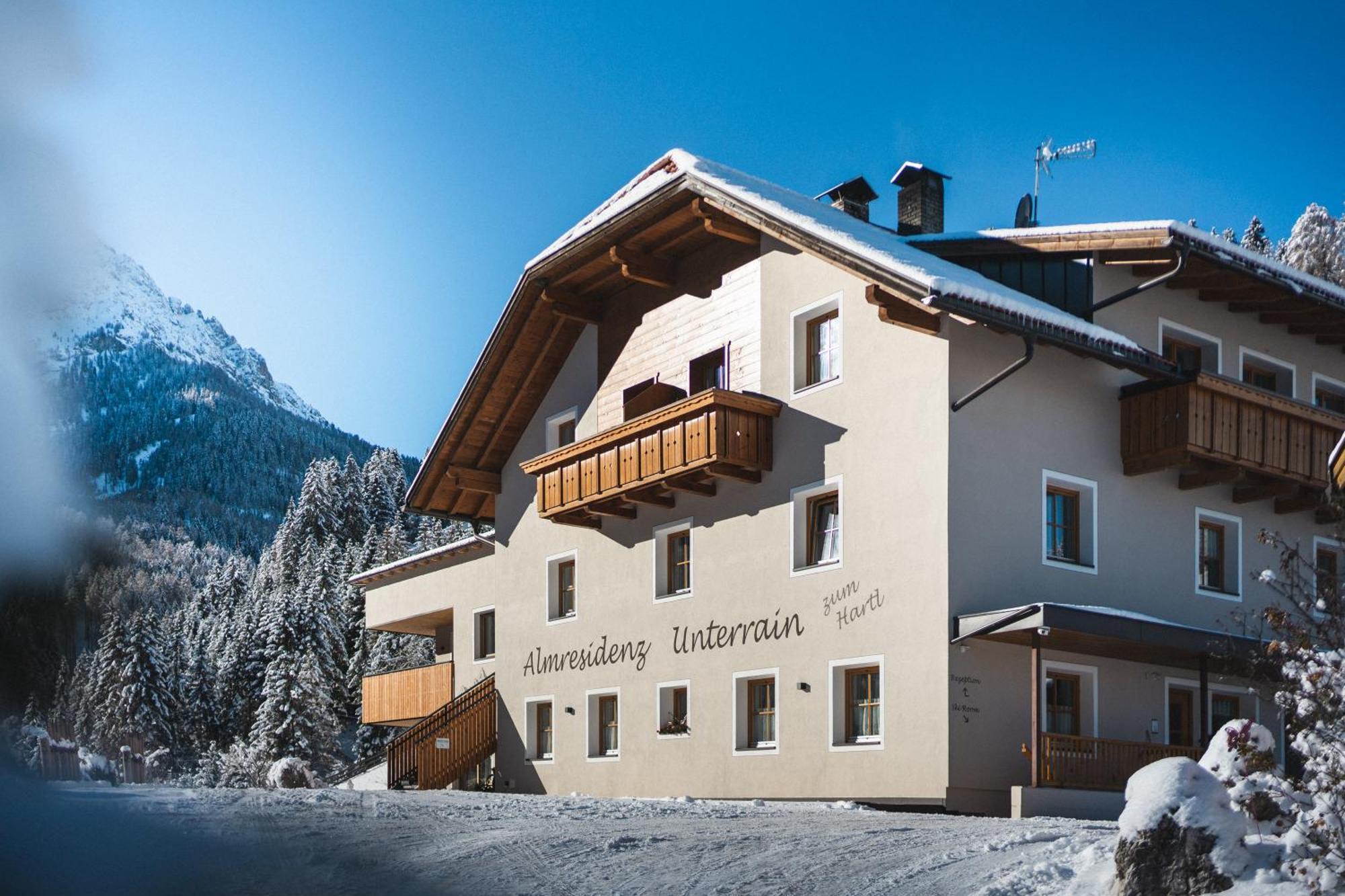 Farm stay Almresidenz Unterrain -1 Km By Car Distance Slopes Kronplatz Olang