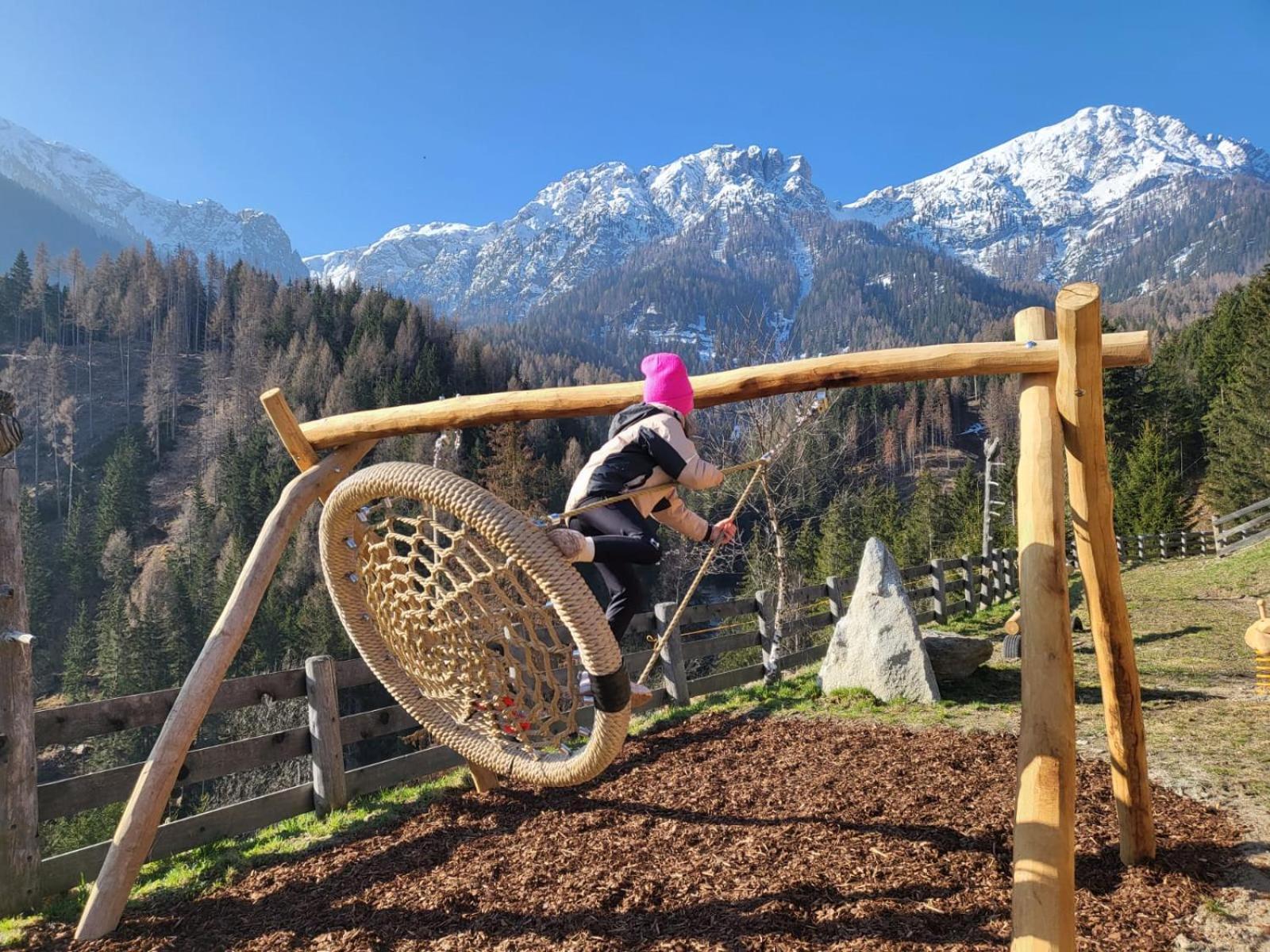 Farm stay Almresidenz Unterrain -1 Km By Car Distance Slopes Kronplatz